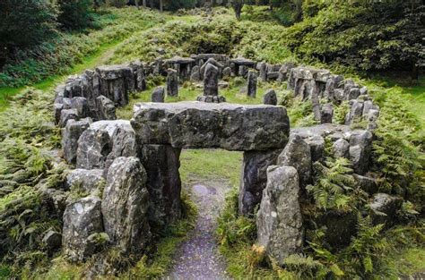 Exploring Ireland's Ancient Ruins with Smartyours